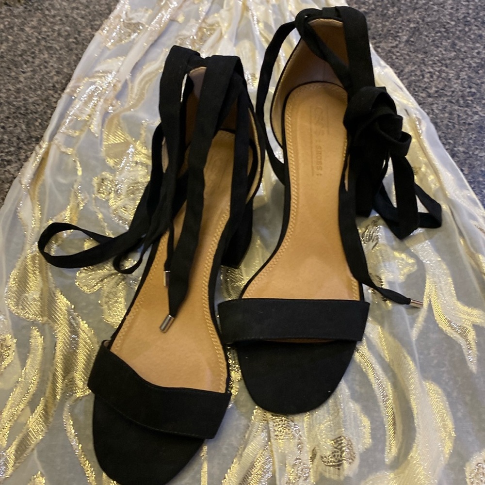 ASOS black 3” heel shoes